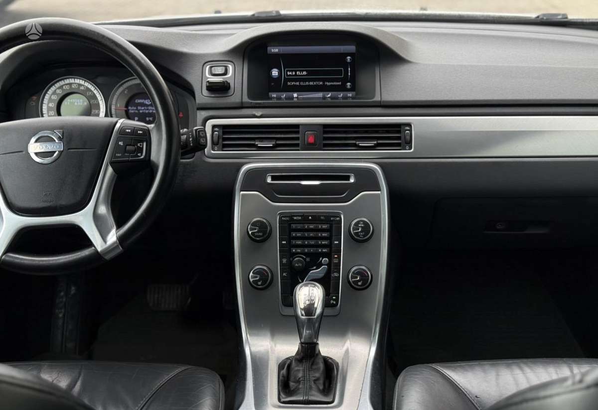 Volvo V70, wagon