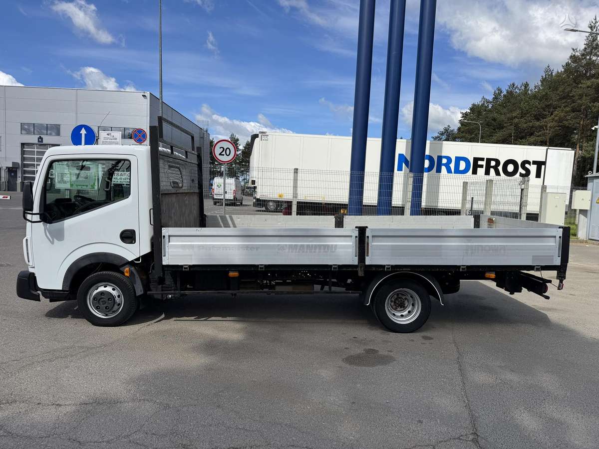 Renault Maxity, 2.5 l., cargo van