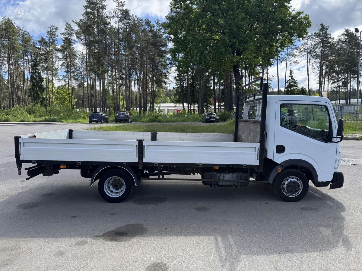 Renault Maxity, 2.5 l., cargo van