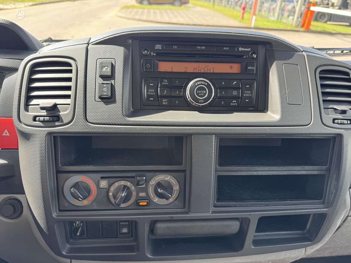 Renault Maxity, 2.5 l., cargo van
