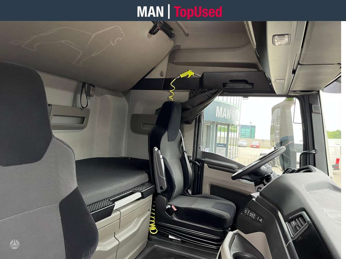 MAN TGX 18.480 GM cab (2540), double sleeper