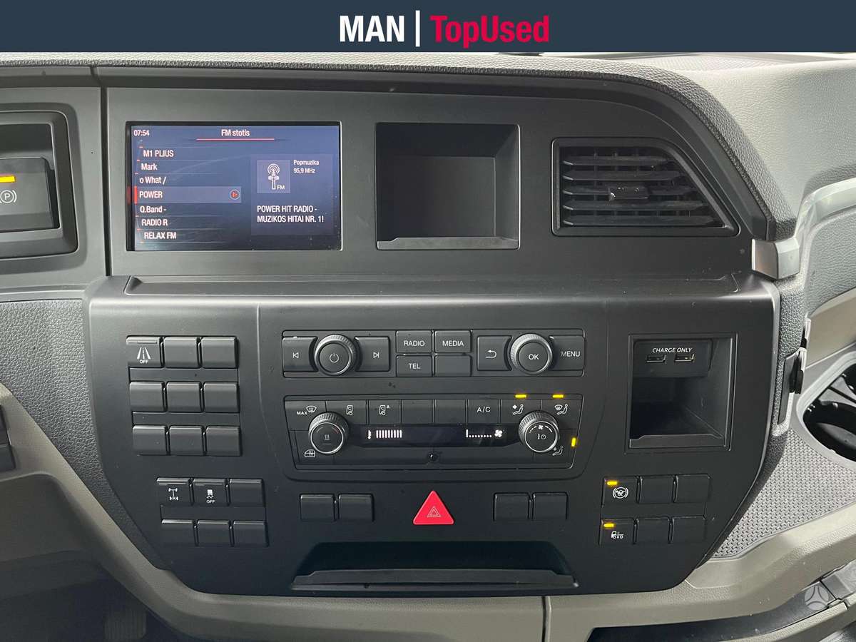MAN TGX 18.480 GM cab (2540), double sleeper
