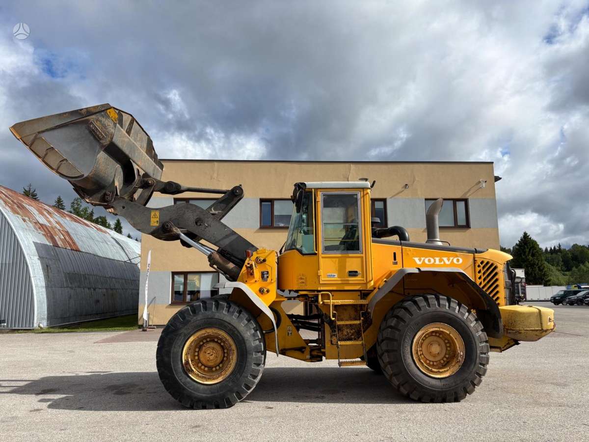 Volvo L110E, frontal loader