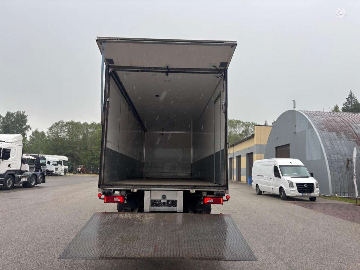 Scania P320, box trucks / box vans