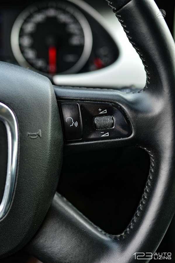 Audi A4, 2.0 l., Универсал