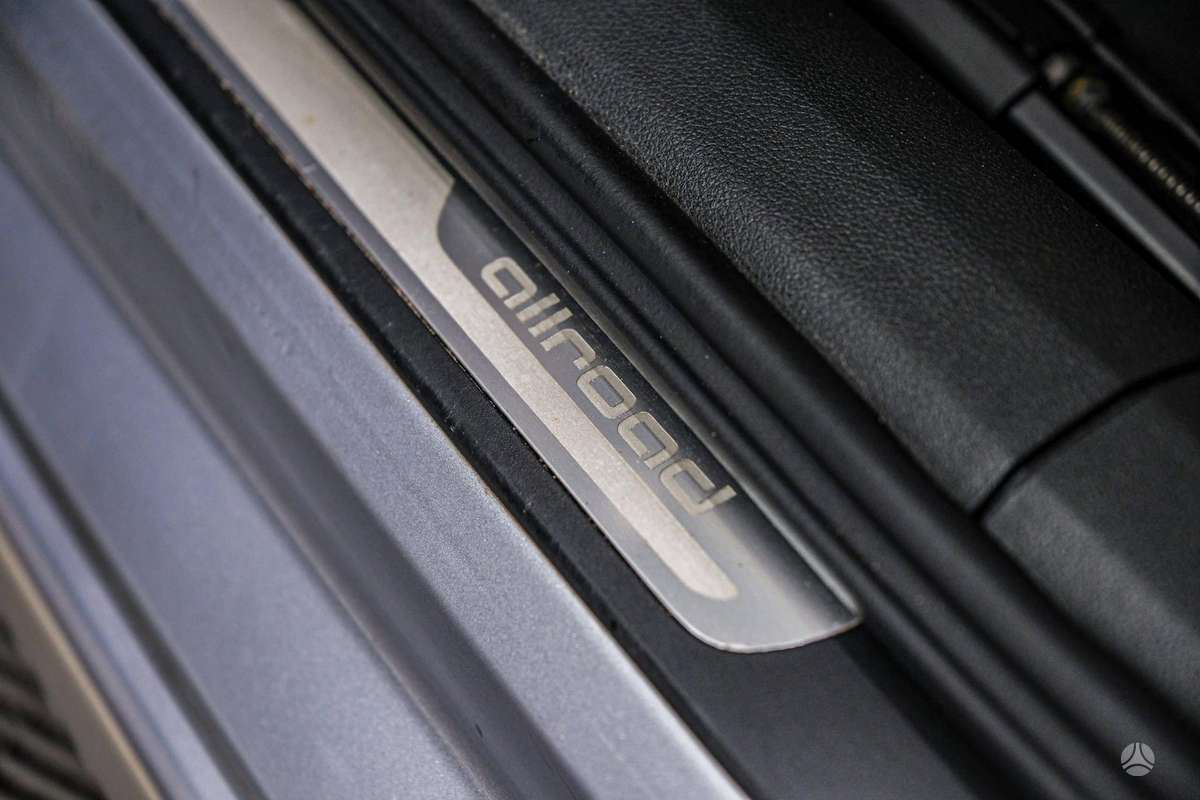 Audi A6 allroad, 3.0 l., Универсал