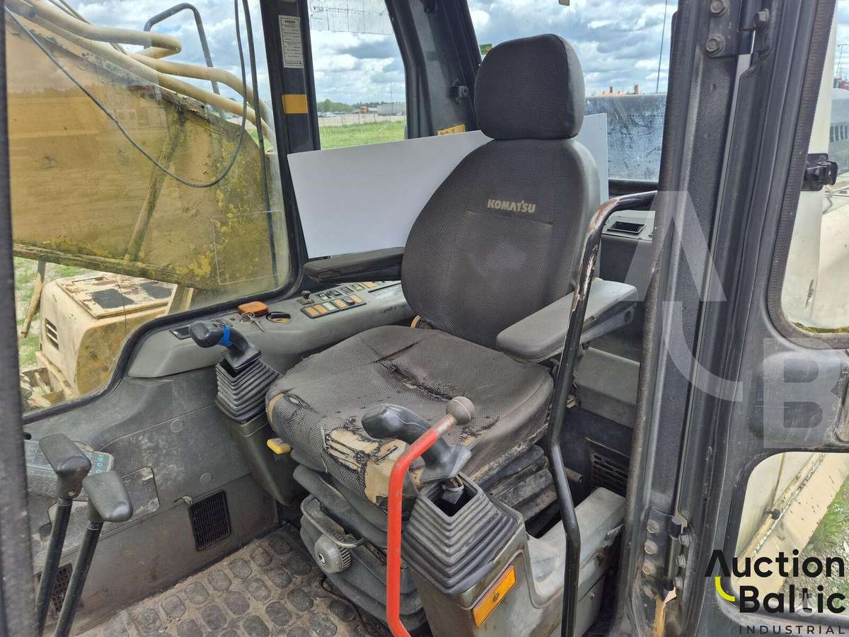 Komatsu PC340NLC-6K, экскаваторы