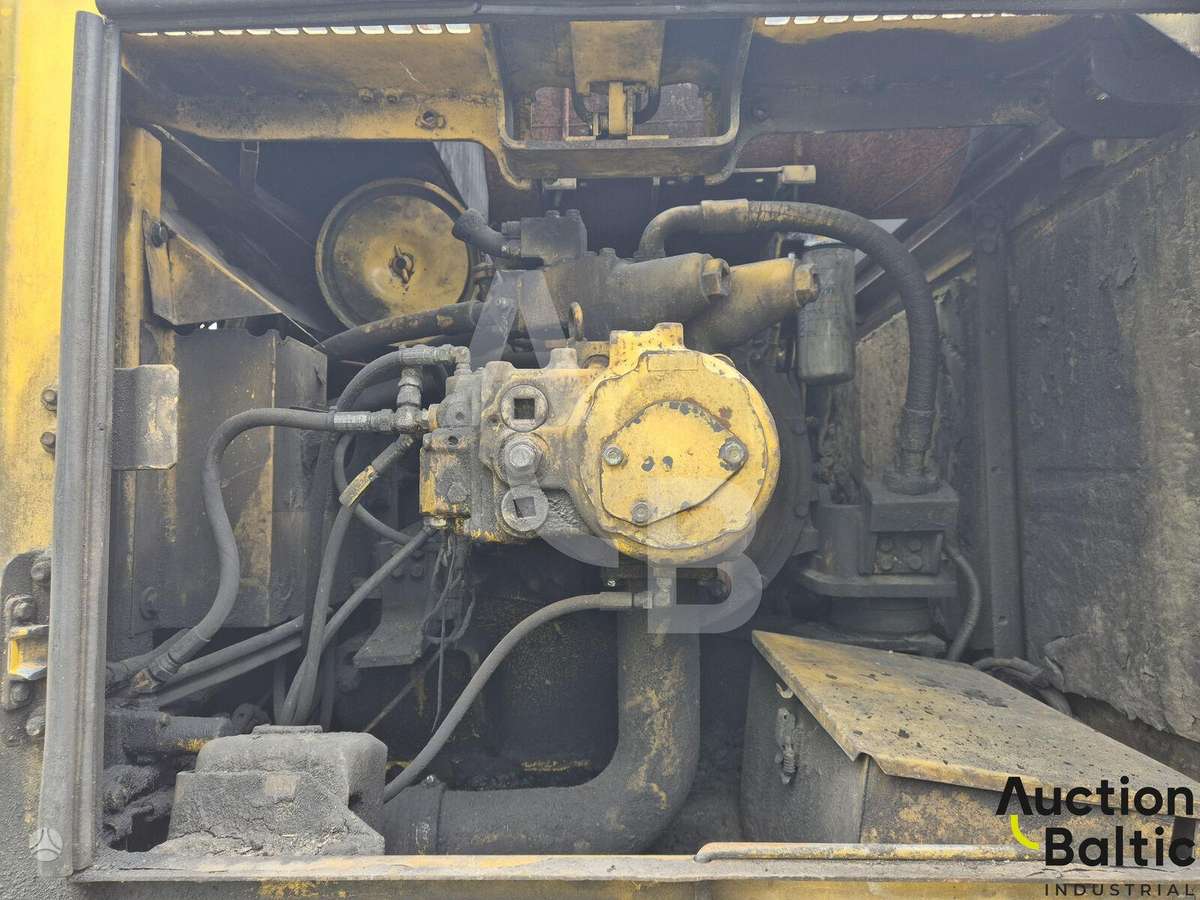 Komatsu PC340NLC-6K, экскаваторы