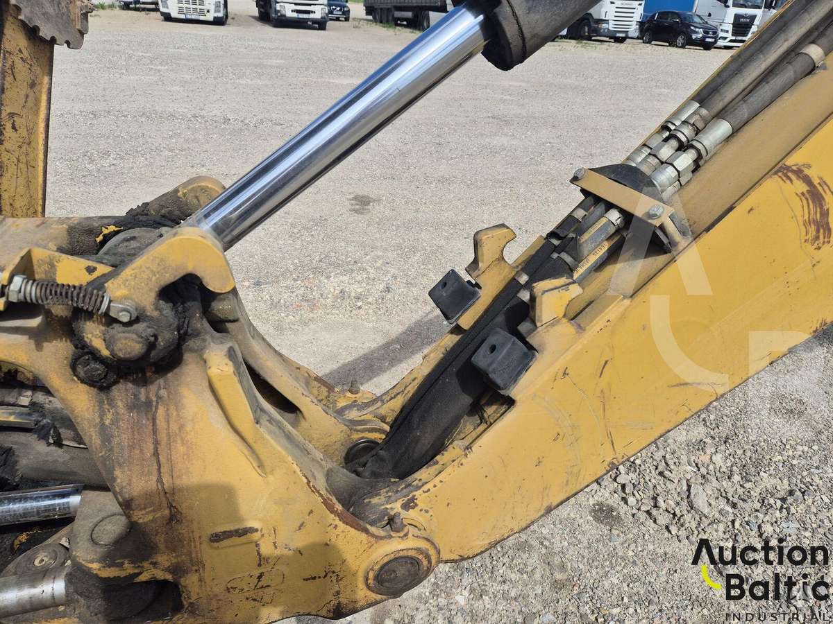 Caterpillar 416 E, excavator loader