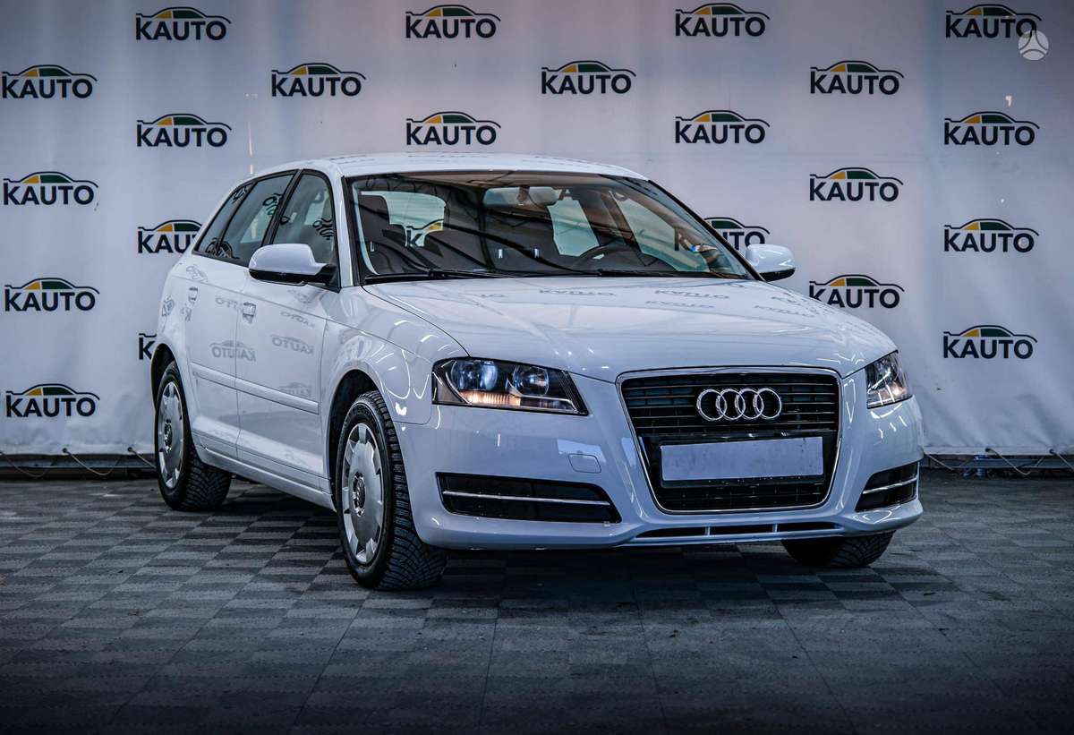 Audi A3, 1.6 l., Хэтчбек