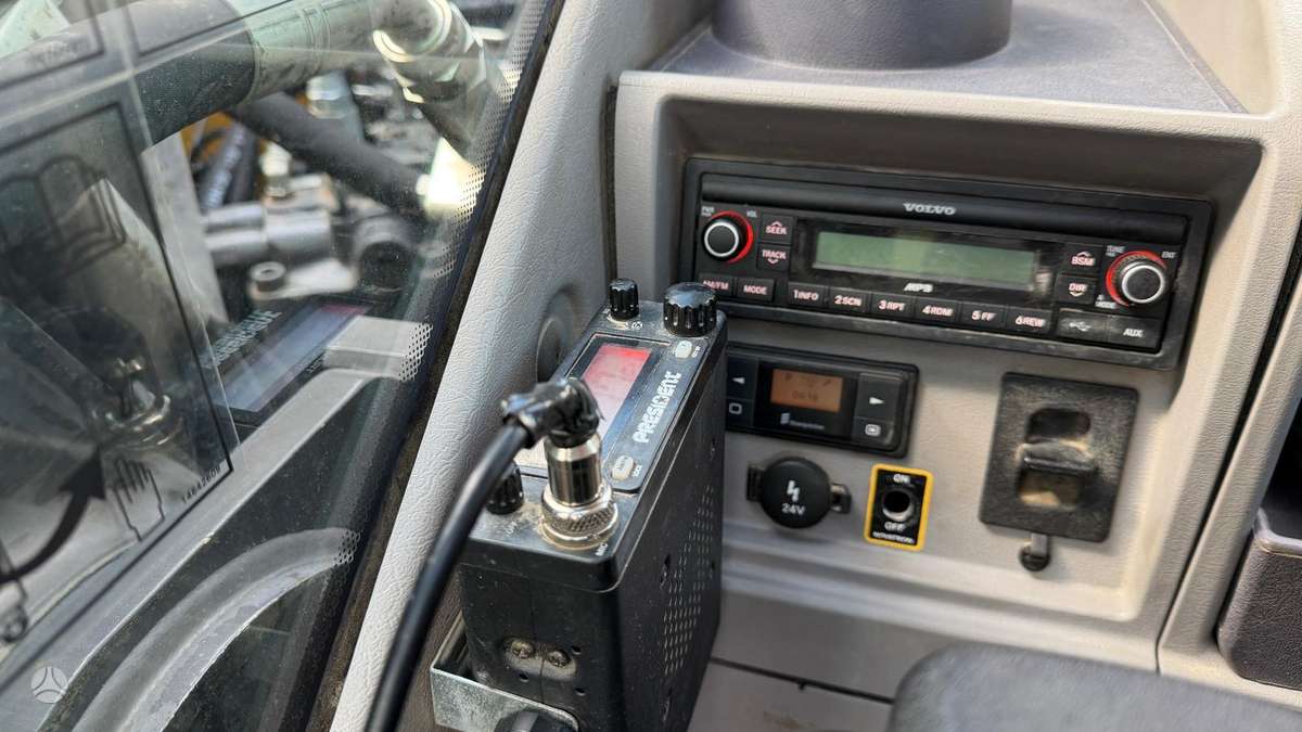 Volvo EC220EL + ENGCON, ekskavatori