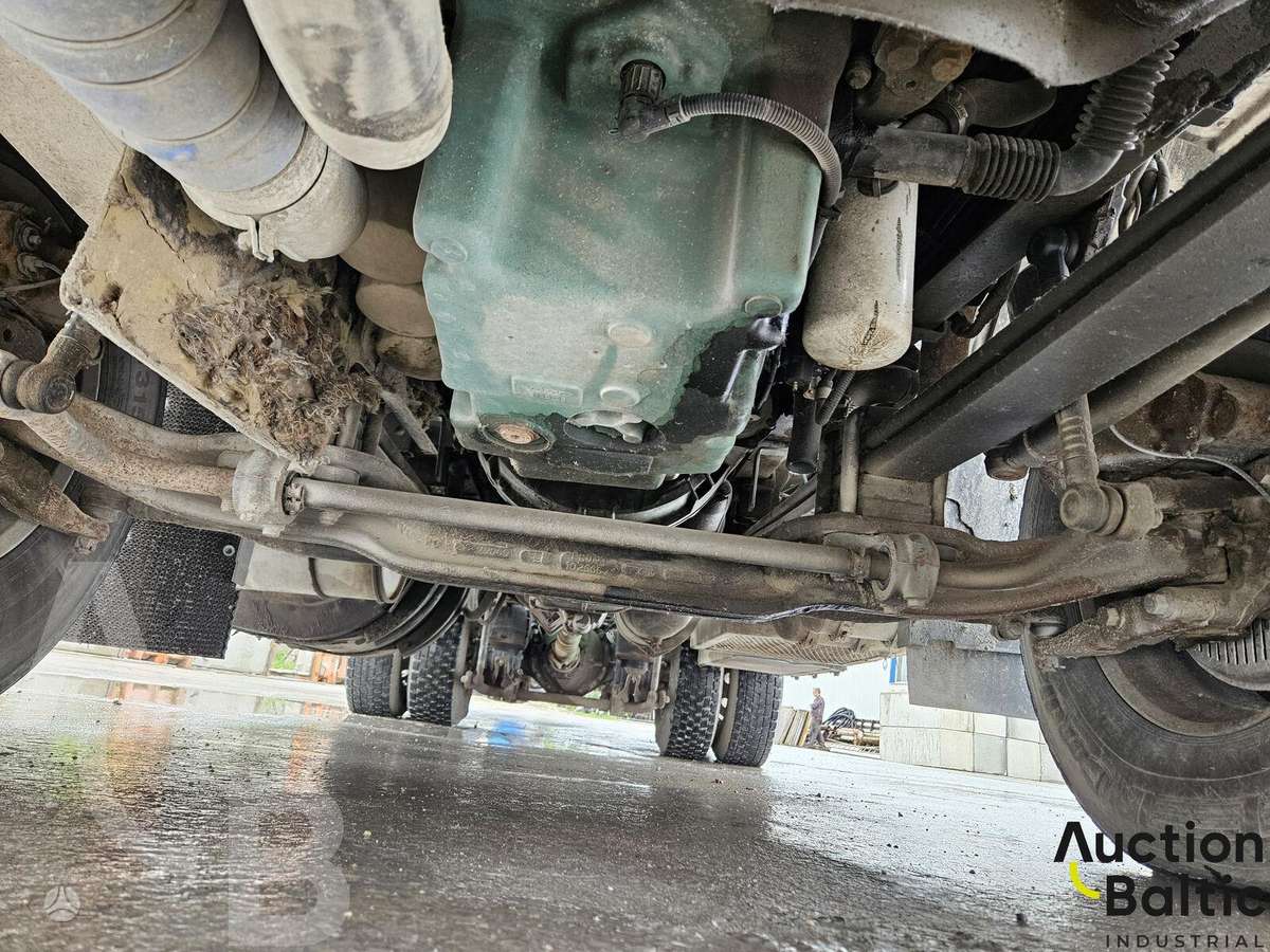Volvo FM 9, concrete pump