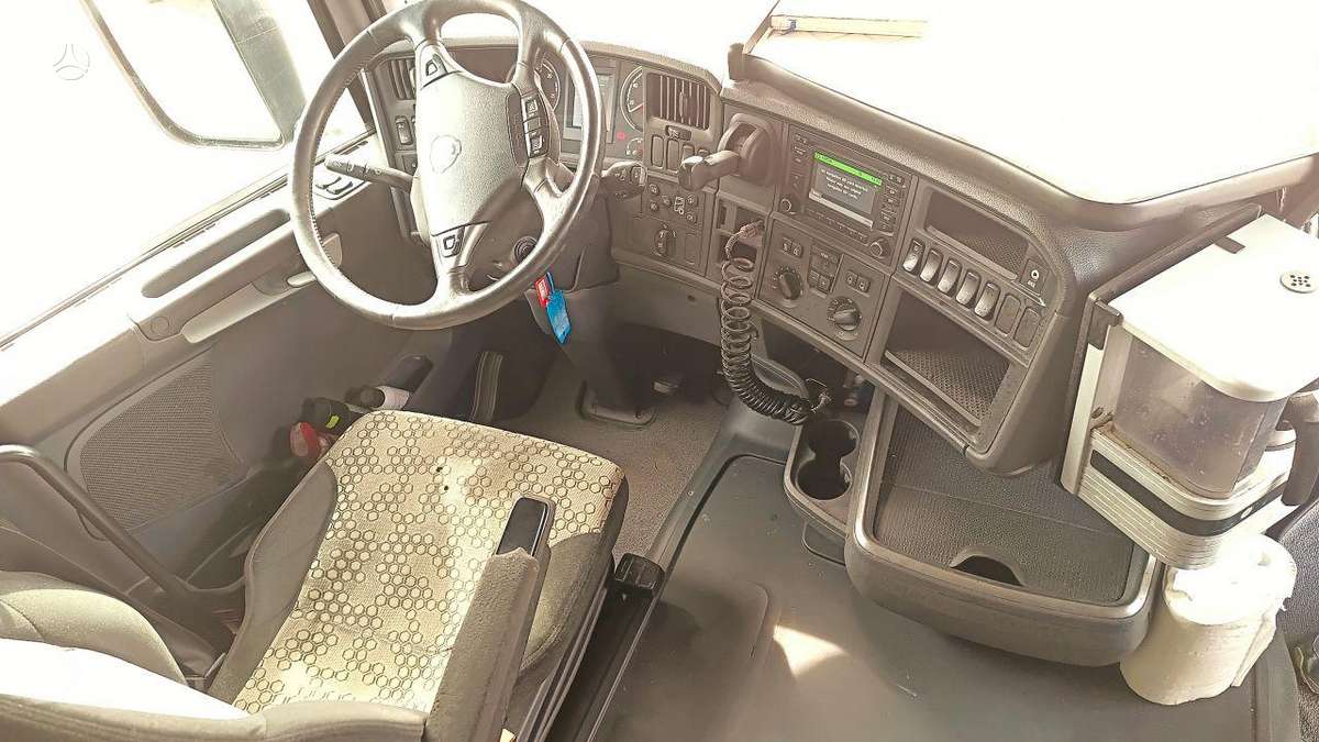 Scania R410 retarder, double sleeper