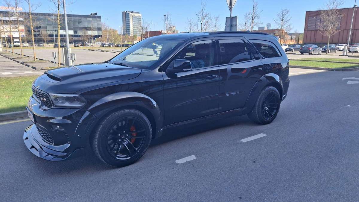 Dodge Durango, 6.4 l., off-road / crossover