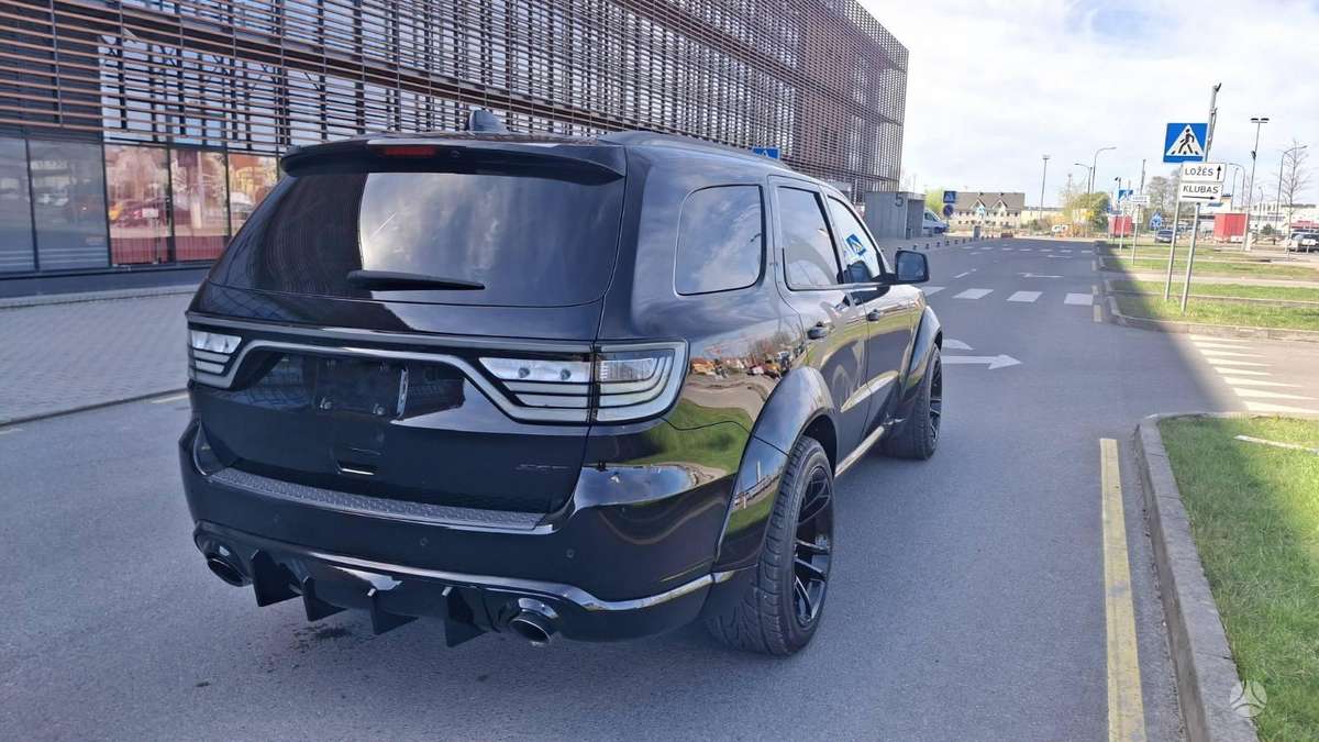 Dodge Durango, 6.4 l., off-road / crossover