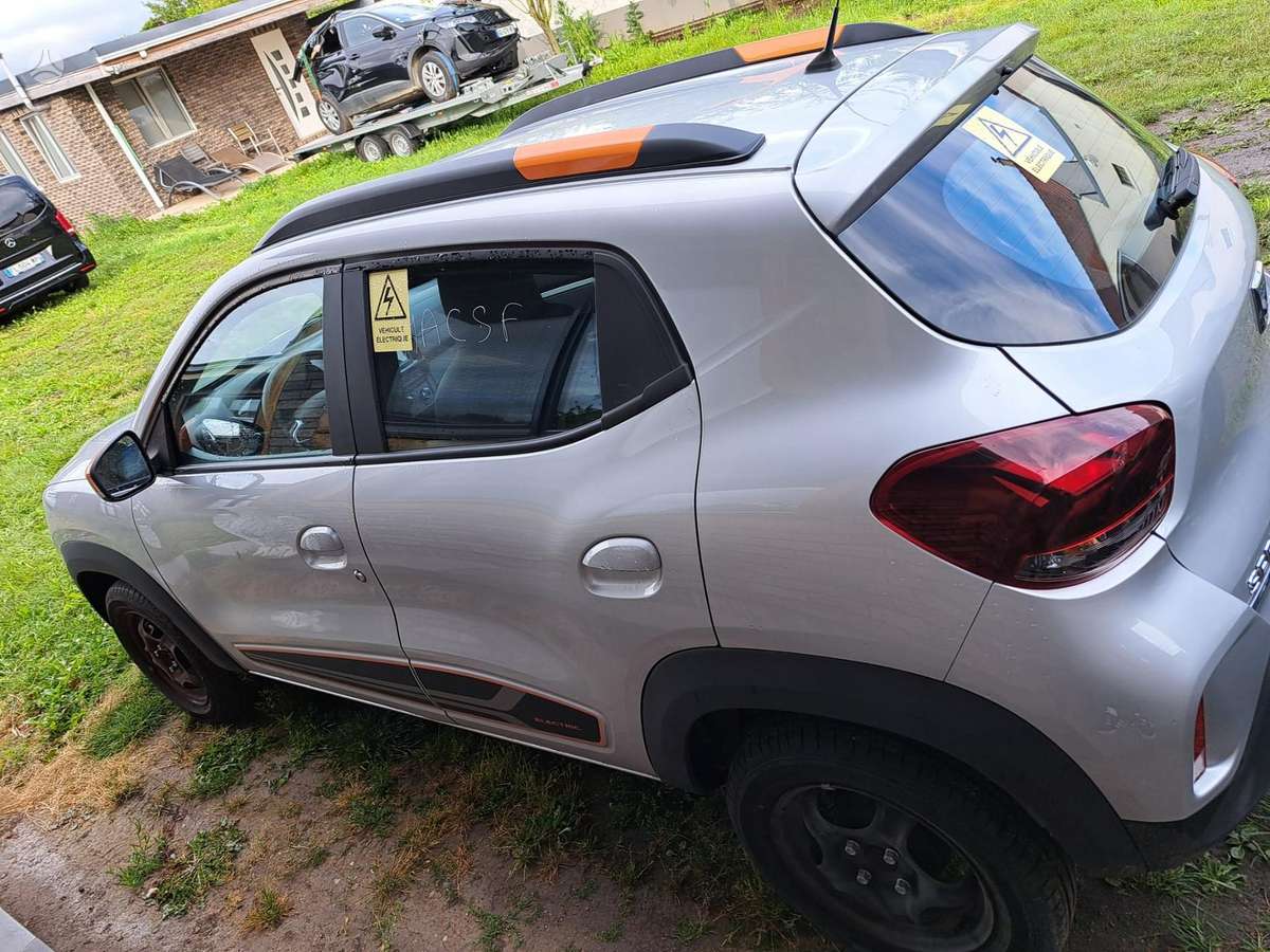 Dacia Spring, 33 kWh, hatchback