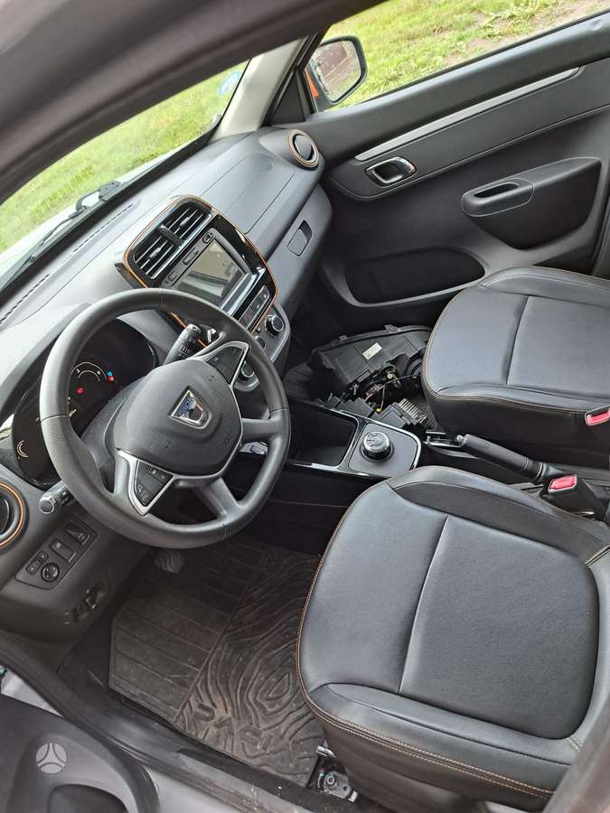 Dacia Spring, 33 kWh, hatchback