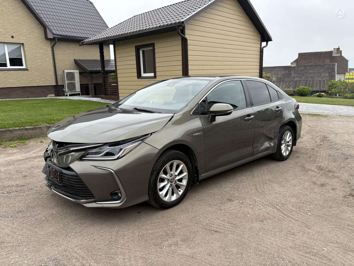 Toyota Corolla - 1