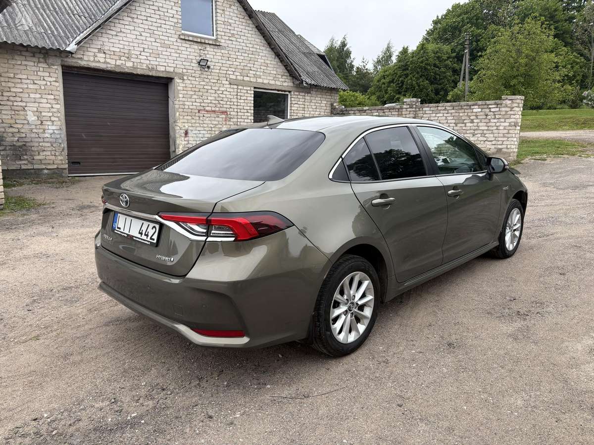 Toyota Corolla - 3