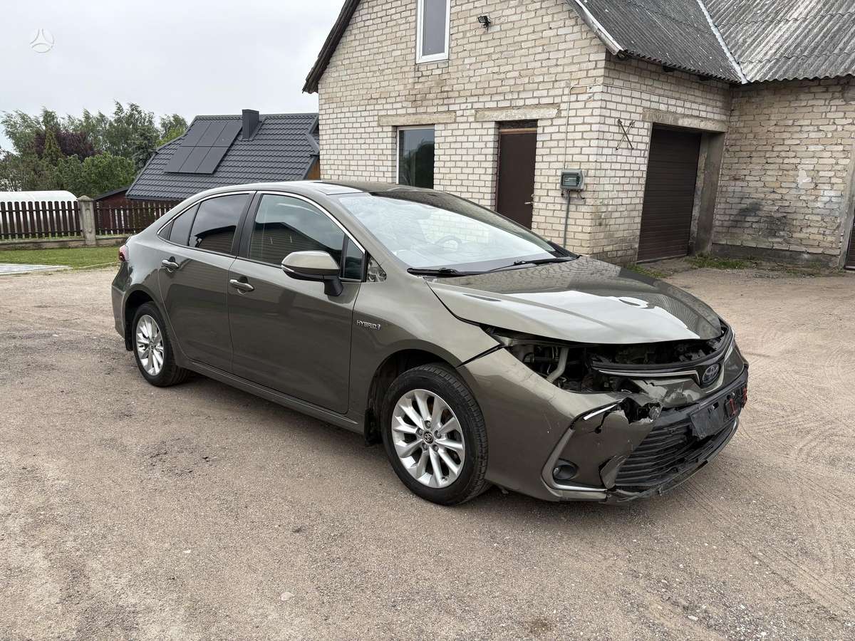 Toyota Corolla - 4