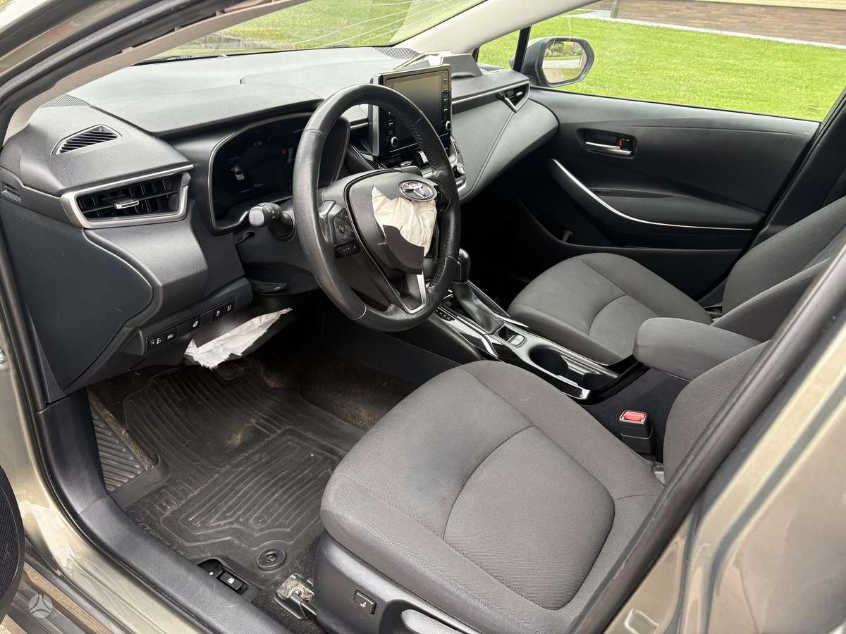 Toyota Corolla - 9