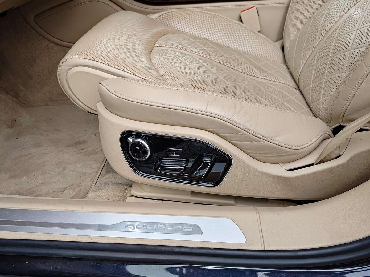 Audi A8 L, 4.0 l., Седан