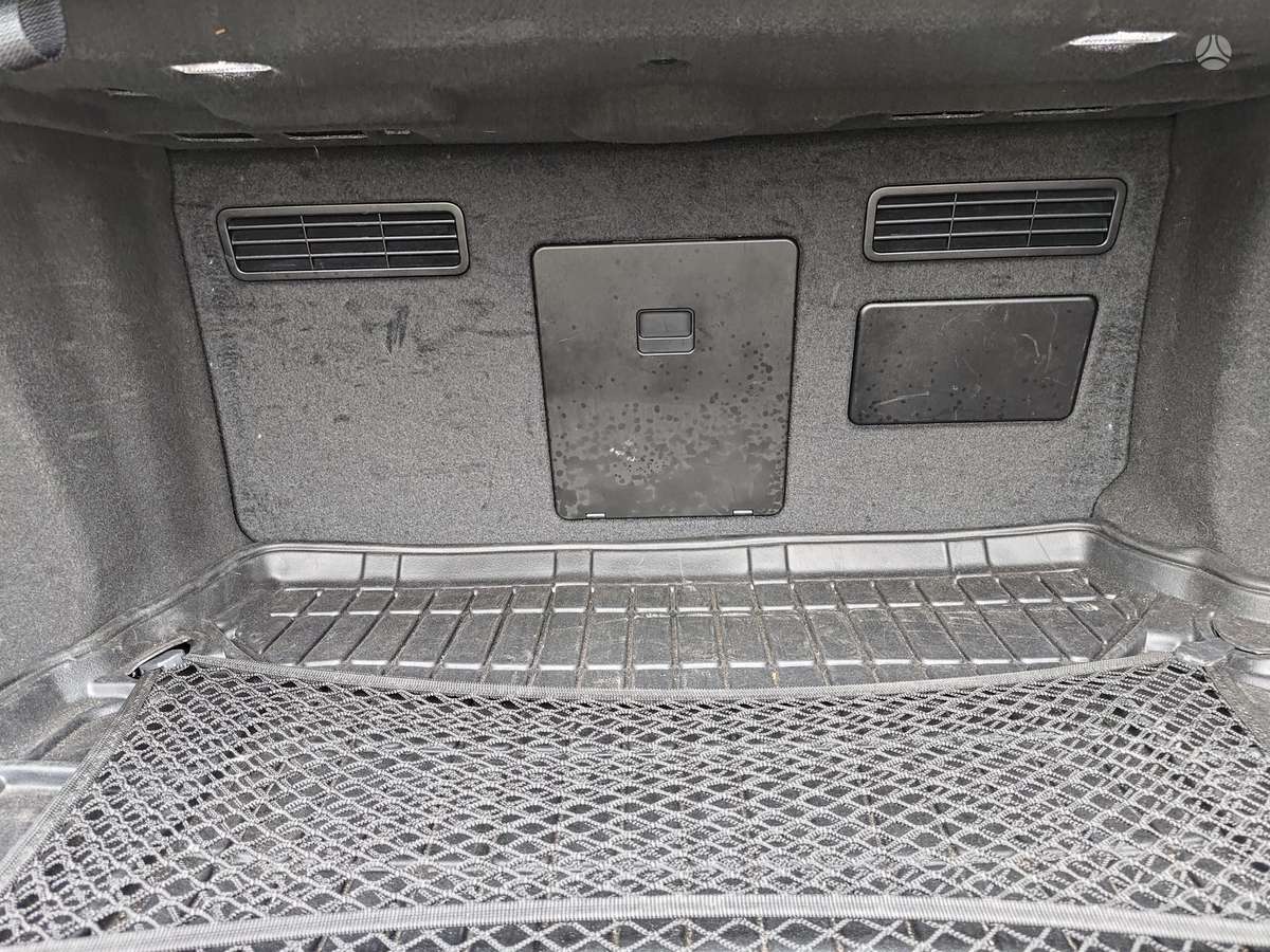 Audi A8 L, 4.0 l., Седан