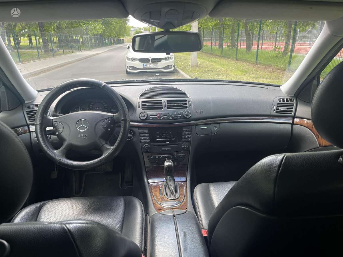Mercedes-Benz E270, 2.7 l., Универсал