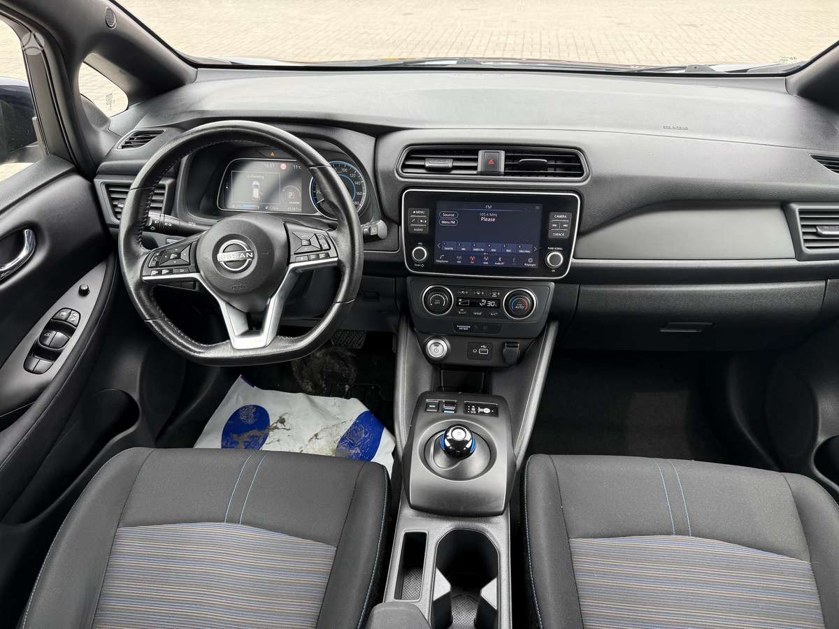 Nissan Leaf, 40 kWh, hatchback
