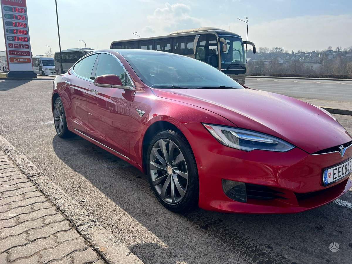 Tesla Model S, 75 kWh, hečbekas
