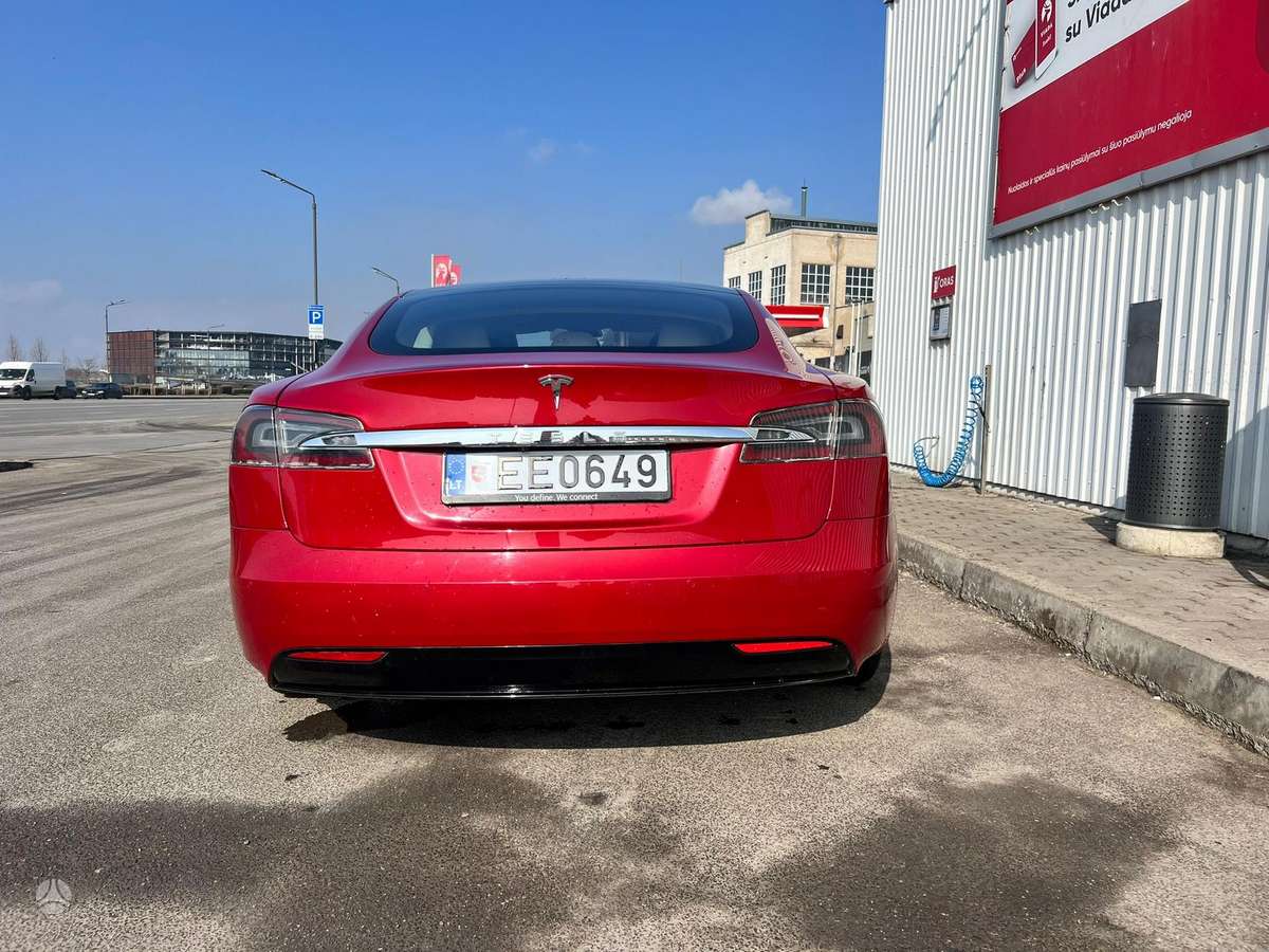 Tesla Model S, 75 kWh, hečbekas