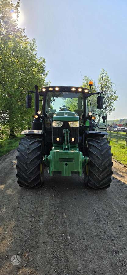 John Deere 6215R, tractors