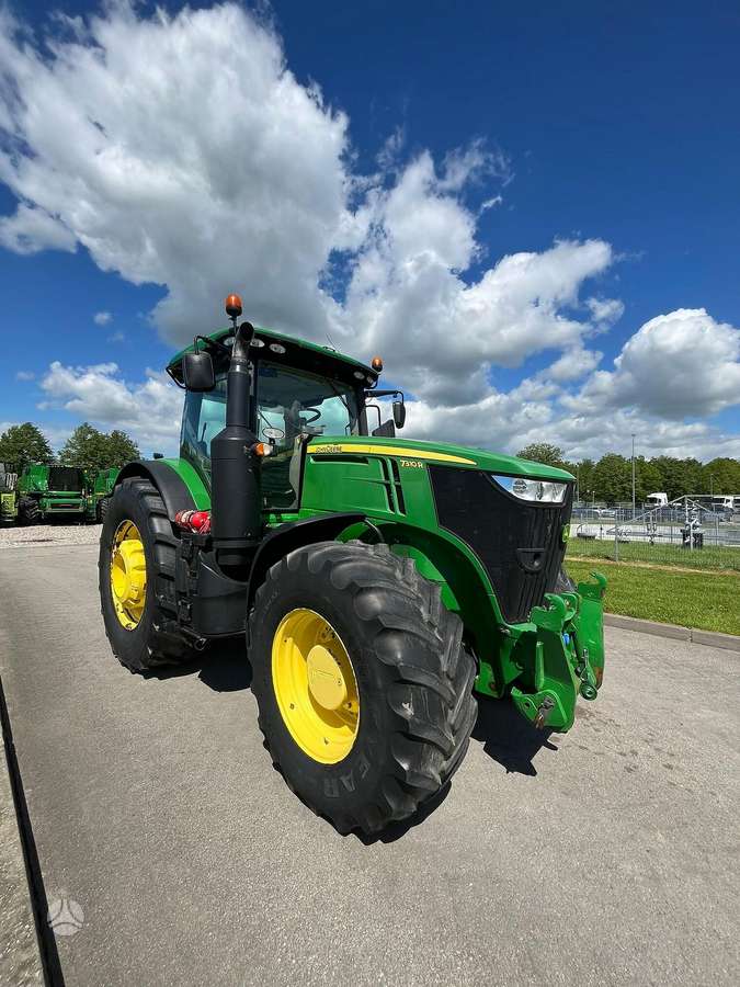 John Deere 7310R, traktori