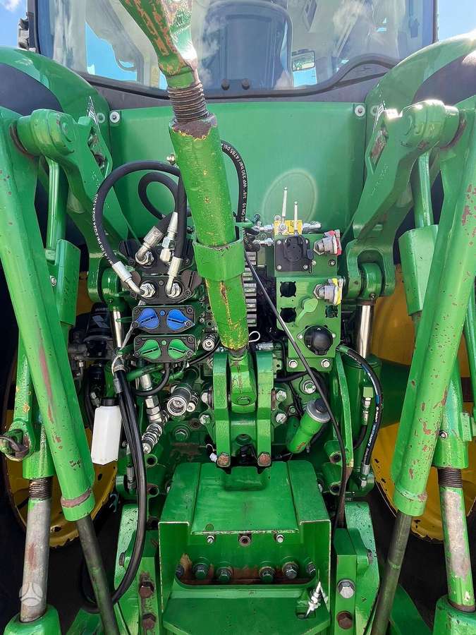 John Deere 7310R, traktoriai