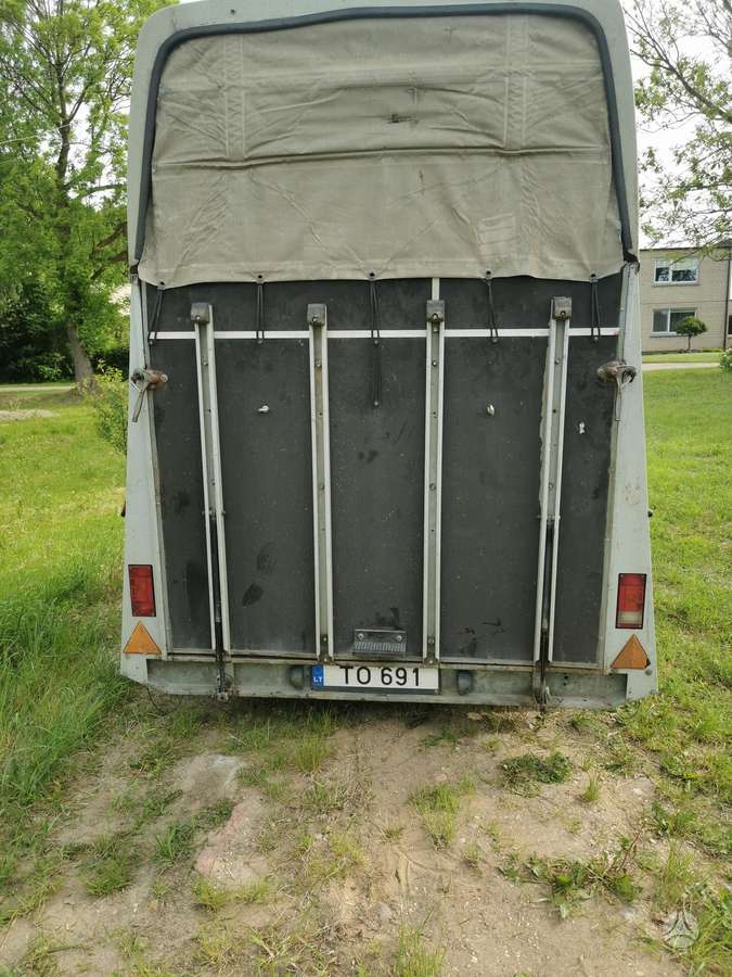 Humbaur, скотовозы