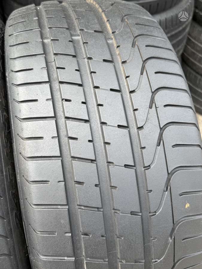 Pirelli P zero, summer 245/35 R20