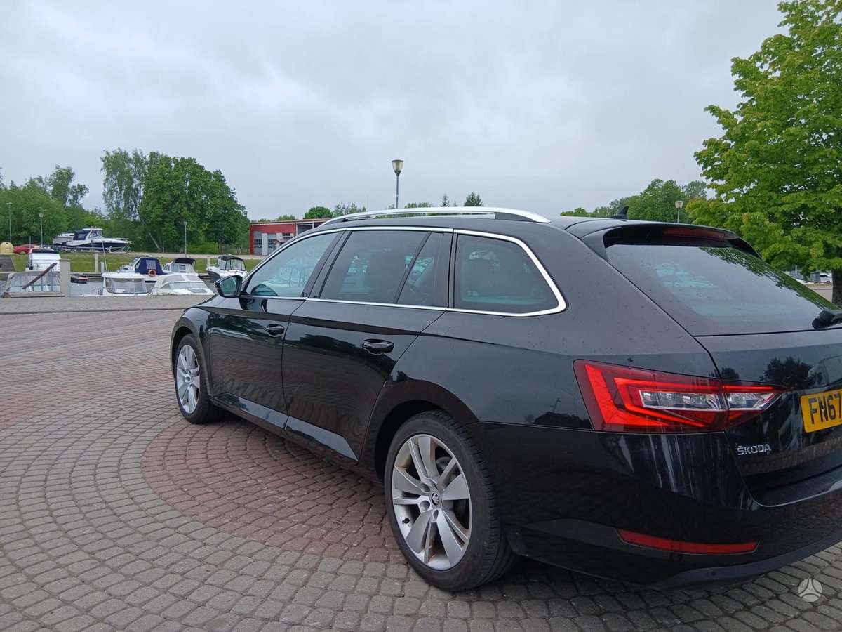 Skoda Superb, 2.0 l., wagon