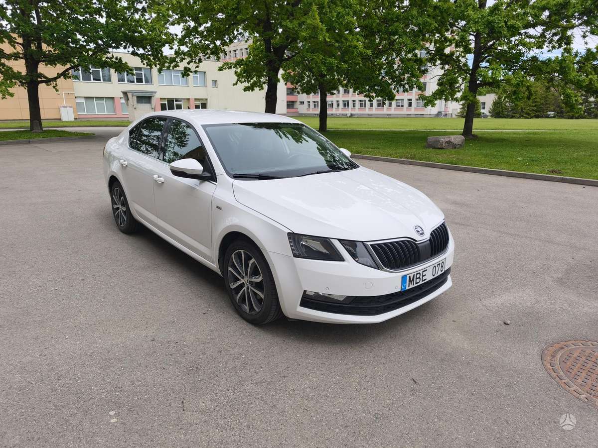 Skoda Octavia, 2.0 l., Седан