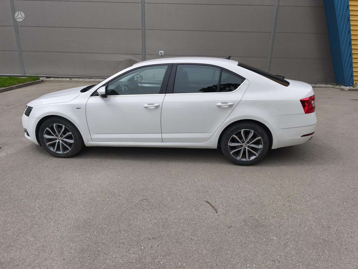 Skoda Octavia, 2.0 l., Седан