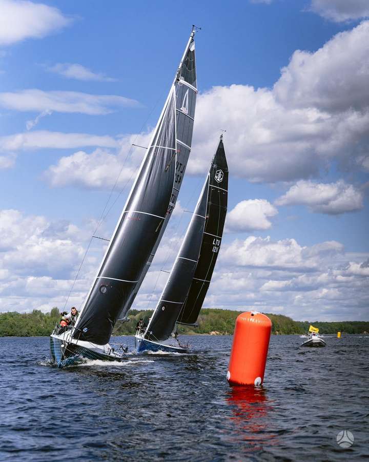 RS-280 RS-280, keelboats