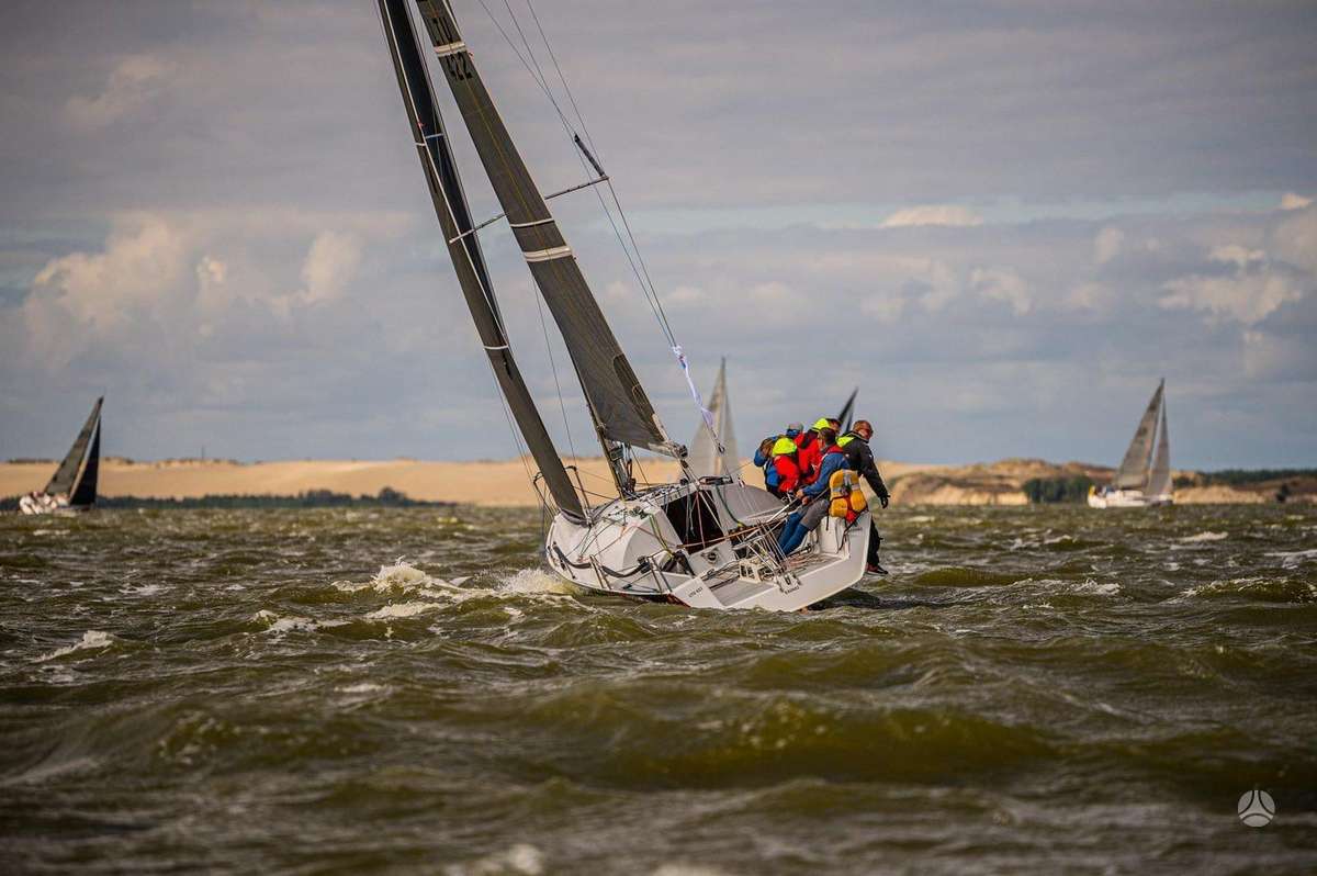 RS-280 RS-280, keelboats