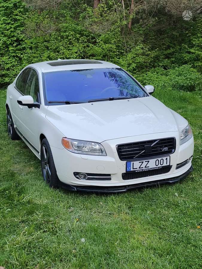 Volvo S80, 4.4 l., Седан