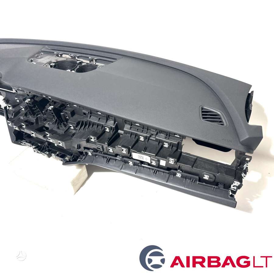 Skoda Superb dashboard
