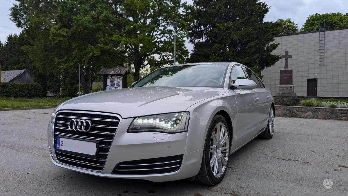 Audi A8, 3.0 l., Седан