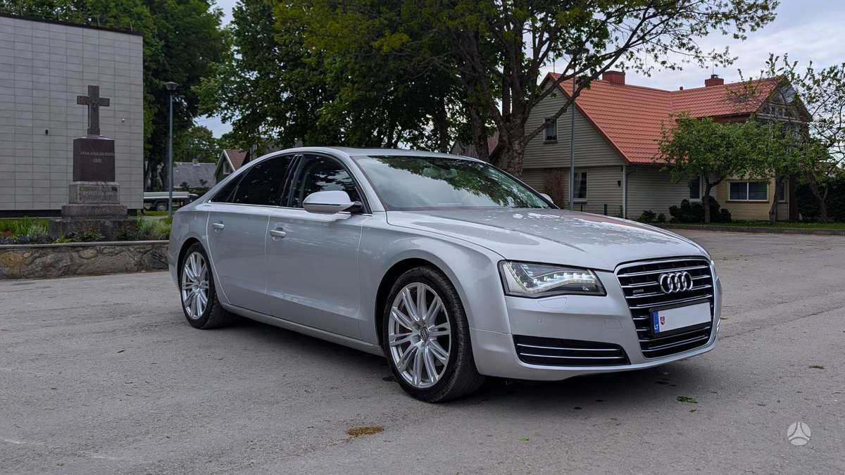Audi A8, 3.0 l., Седан