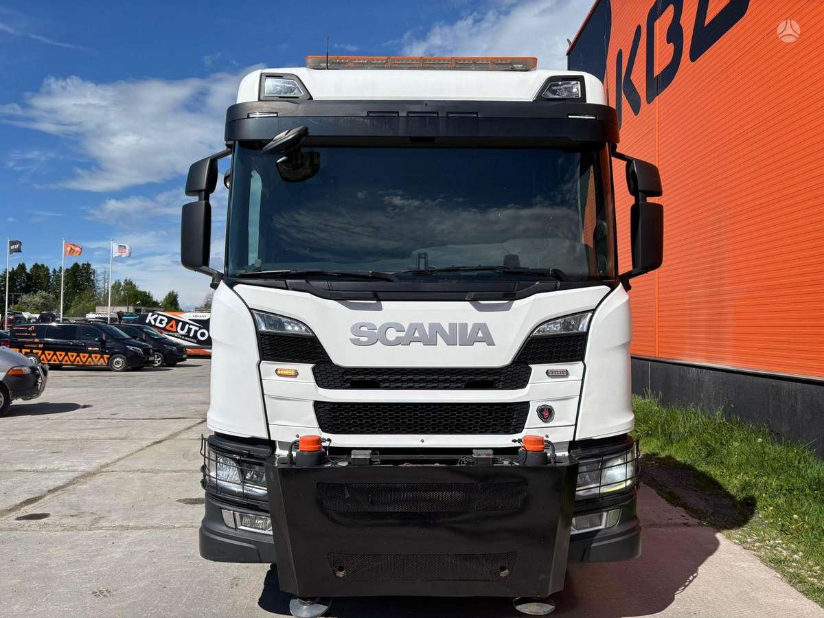 Scania G 500 8x4, с краном