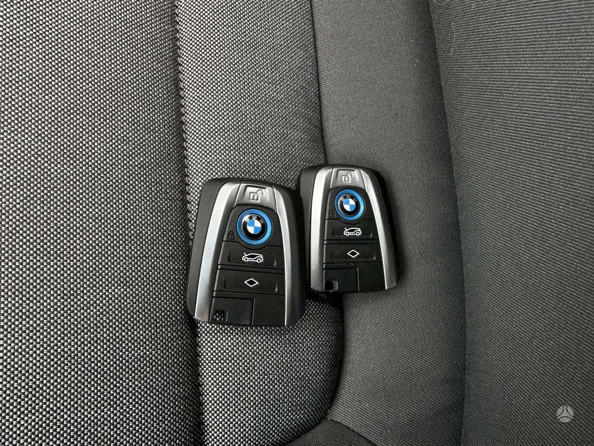 BMW i3, 42 kWh, hatchback