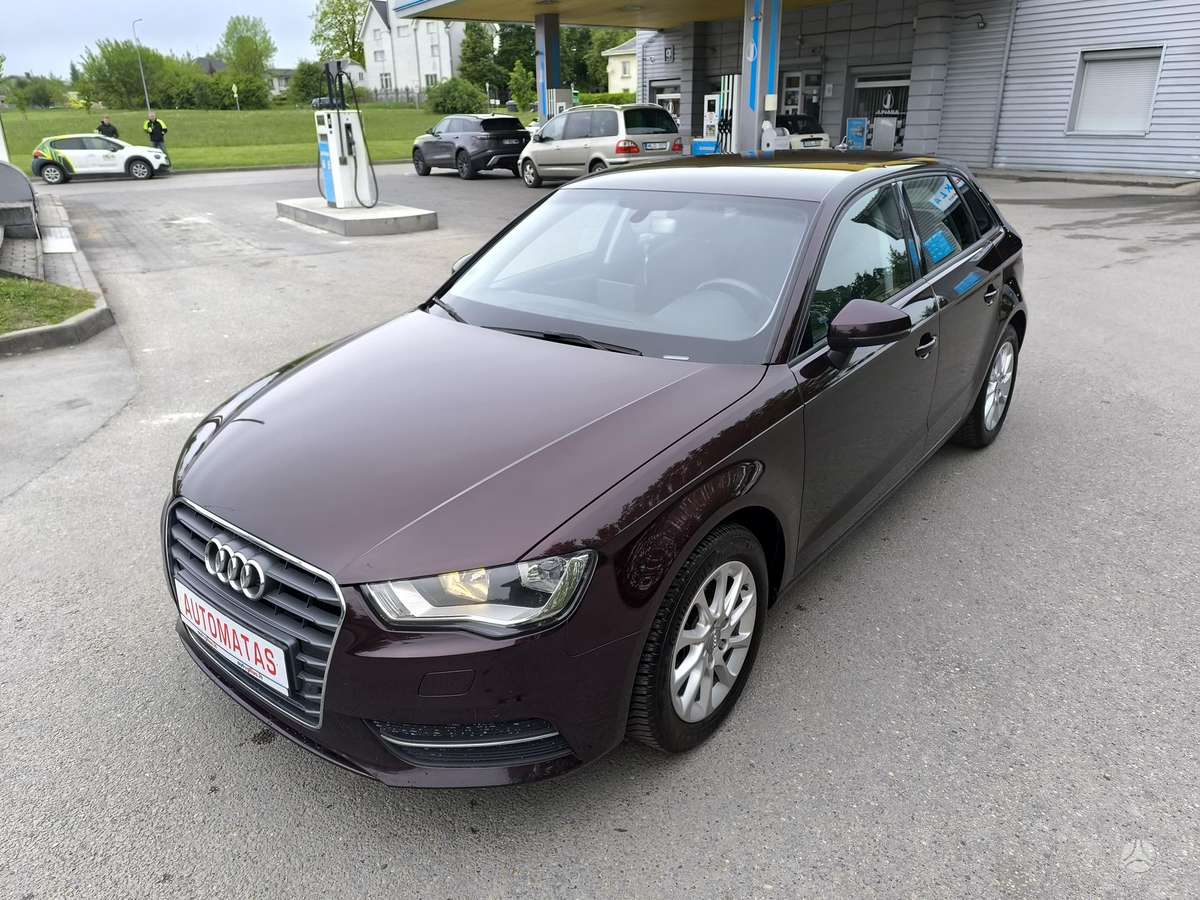 Audi A3, 1.6 l., hatchback