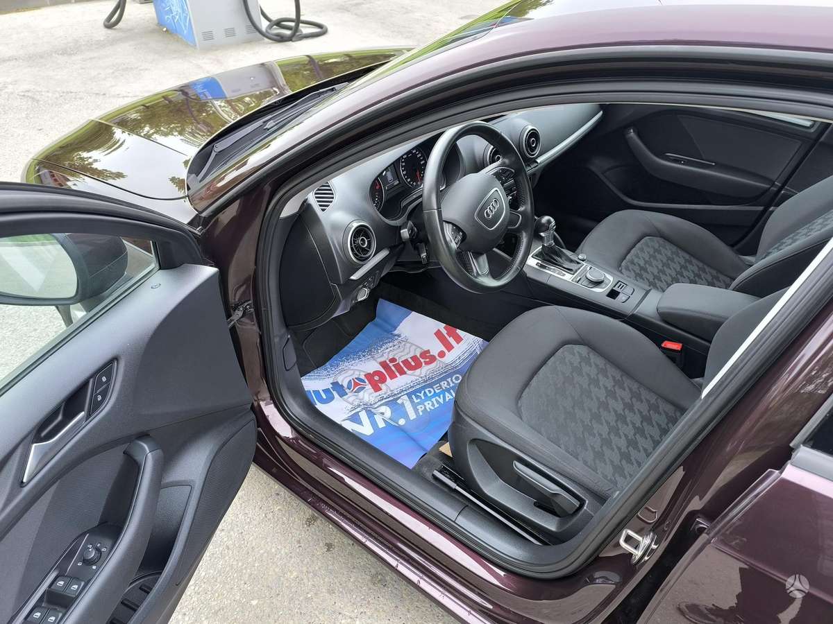 Audi A3, 1.6 l., hatchback