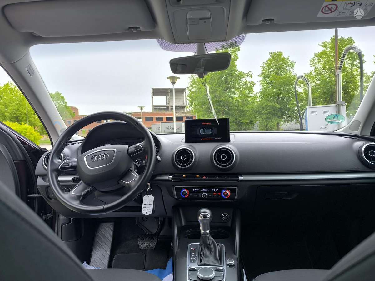 Audi A3, 1.6 l., Хэтчбек